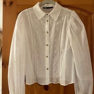 Zara White Puff Sleeve Eyelet Blouse with Dress Shirt Collar